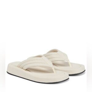 NEW SSENSE THE ROW  - Ginza sandals 37 ivory made in Italy 100% authentic